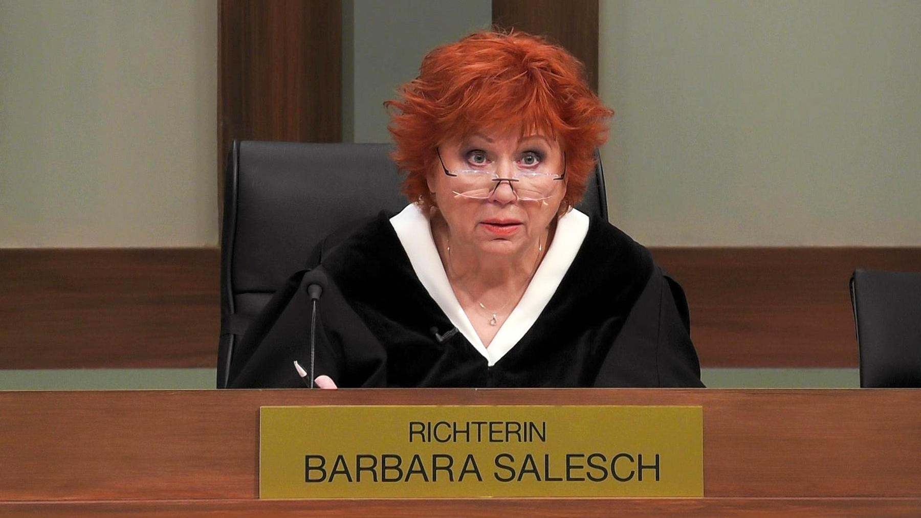 Folge 4 vom 24.11.2022 | Barbara Salesch - Das Strafgericht | RTL+
